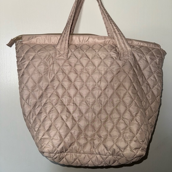 Roberto Coin Cream Quilted Tote Bag - Picture 5 of 12